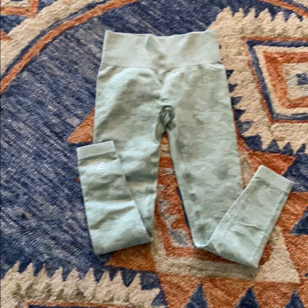 Gymshark mint camo leggings